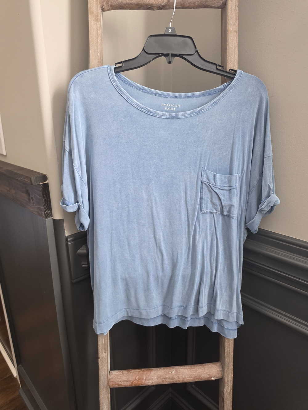 American Eagle Outfitters Soft Blue Short Sleeve Pocket Tee